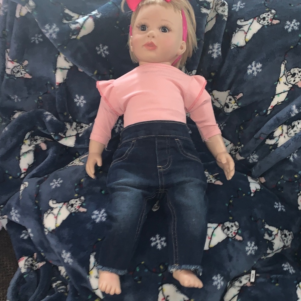 Source Unknown Pink Top Doll with Denim Jeans